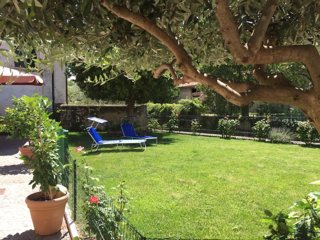 B&B Corte Barbieri Dolcè Εξωτερικό φωτογραφία