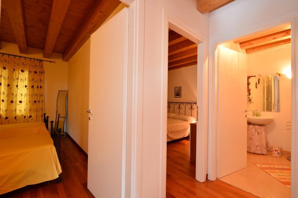 B&B Corte Barbieri Dolcè Εξωτερικό φωτογραφία