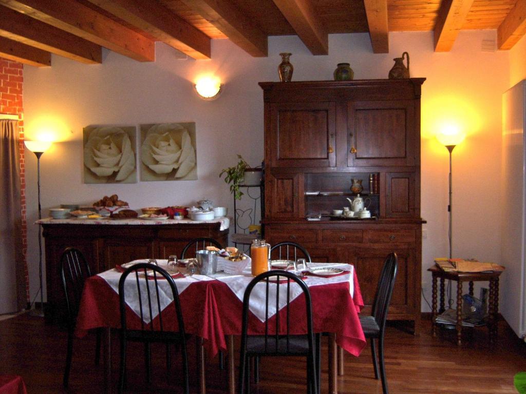B&B Corte Barbieri Dolcè Εξωτερικό φωτογραφία